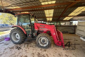 Mahindra   8560 Turbo Tractor