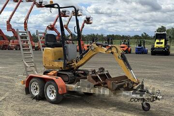 2017 CAT 300.9D EXCAVATOR COMBINATION