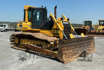 Komatsu D65PX-15E0 Dozer (Crawler)