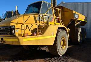 Caterpillar 2008   740