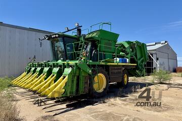 2011 JOHN DEERE 7760 COTTON PICKER