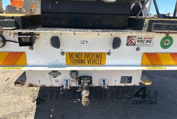 2009 Isuzu FTS 800 EWP Day Cab