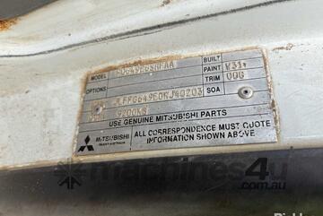 2004 Mitsubishi Canter 500/600 Boom Spray