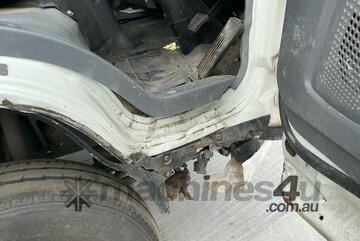 Isuzu 2008   NPR 200 Pantech