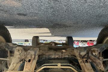 Toyota 2011   Hilux SR Diesel