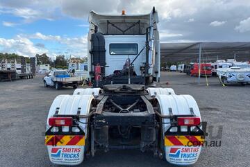 Volvo 2004   FM12 Prime Mover
