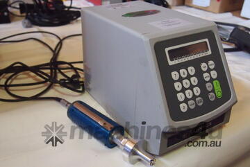 ULTRASONIC WELDER