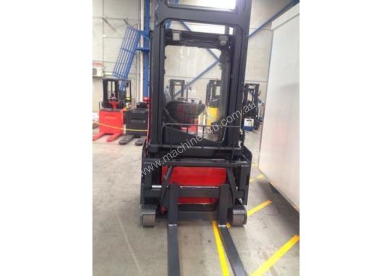 LINDE R16HD High Reach Forklift very narrow 2.8m !!!! 2016 roll battery 1 yr warranty 