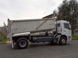 2002 Mercedes-Benz ATEGO 1628 - picture2' - Click to enlarge