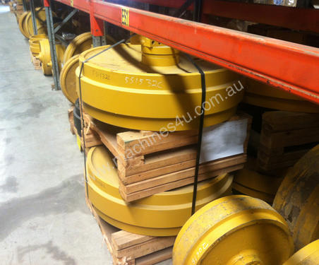 Caterpillar D9H Idler Group