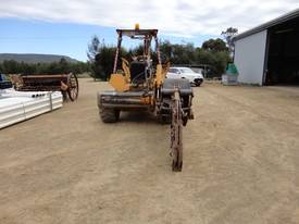 CASE 860 TRENCHER 4WD - picture0' - Click to enlarge