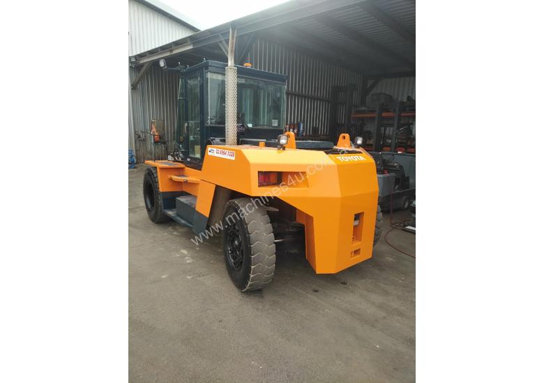 Used 2008 Toyota 16 ton TOYOTA FORKLIFT diesel container handler Empty ...