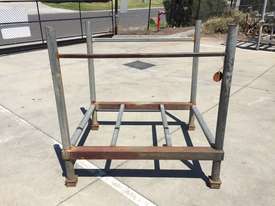 Steel Stillages - picture2' - Click to enlarge