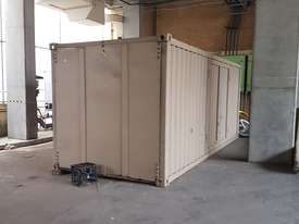 900KVA containorised genset - picture0' - Click to enlarge