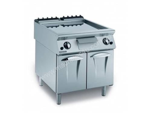 Mareno ANFT9-8GTLC Fry-Top With Smooth Chromed Fry Plate