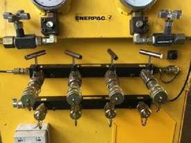 Enerpac Pump & Ram Set, 8 x 30 Ton Rams 240 Volt Pump Hose Manifolds Cabinet - picture1' - Click to enlarge