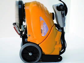 Adiatek Baby Plus auto scrubber - picture1' - Click to enlarge