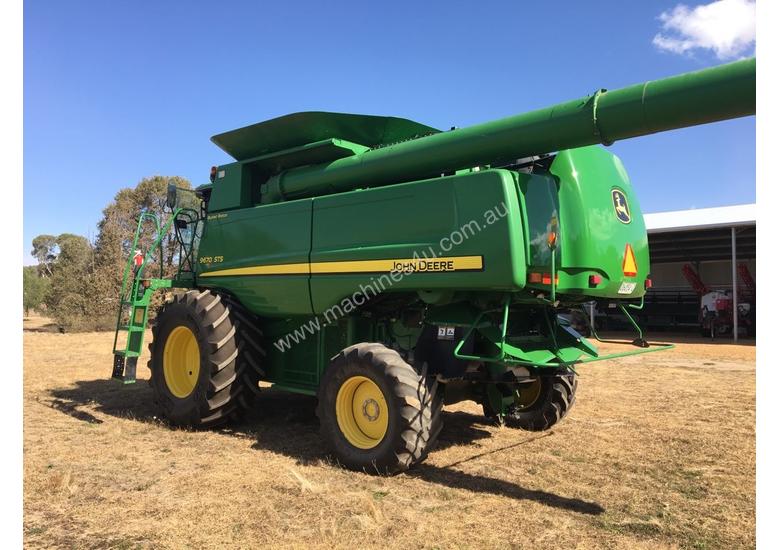 caption John Deere 9670 STS Header(Combine) Harvester/Header
