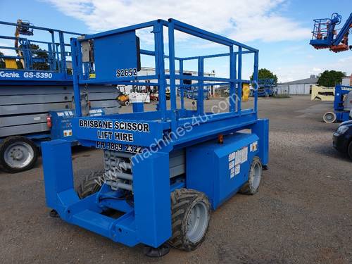 GENIE 26FT Rough Terrain Scissor Lift