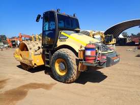 Volvo SD200DX Smooth Drum Roller - picture1' - Click to enlarge