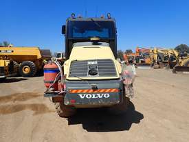 Volvo SD200DX Smooth Drum Roller - picture2' - Click to enlarge