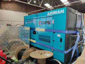 Nearly New air compressor 130 CFM - picture0' - Click to enlarge