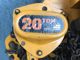 Chain Hoist 20 ton Kito Corp Manual Block & Tackle Large Capacity Shop Crane - picture0' - Click to enlarge