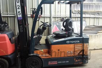 ACTIVE FORKLIFTS - TOYOTA ELECTRIC FORKLIFT 2 TON 5650MM LIFT 2010 MODEL-SPECIAL $$$ ACTIVE FORKLIFTS - TOYOTA ELECTRIC FORKLIFT 2 TON 5650MM LIFT 2010 MODEL-SPECIAL $$$