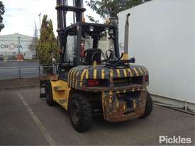 Komatsu FG70-7 - picture2' - Click to enlarge