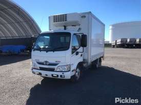 2013 Hino 300 Hybrid - picture2' - Click to enlarge