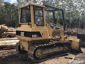 2002 Caterpillar D4G - picture1' - Click to enlarge