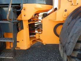 2011 Hyundai HL757-9A - picture2' - Click to enlarge