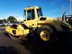 BOMAG BW211D-4 SMOOTH DRUM ROLLER - picture1' - Click to enlarge