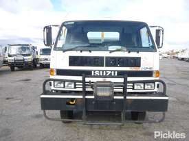 1994 Isuzu NPS300 - picture1' - Click to enlarge