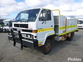 1994 Isuzu NPS300 - picture2' - Click to enlarge