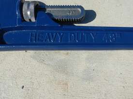 48'' Heavy Duty Stilson - picture1' - Click to enlarge