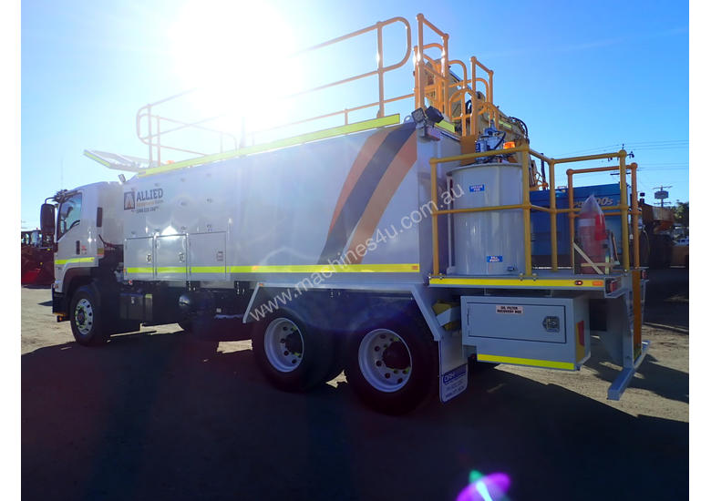 caption 2019 Isuzu FVZ 260-300 Service Body Truck