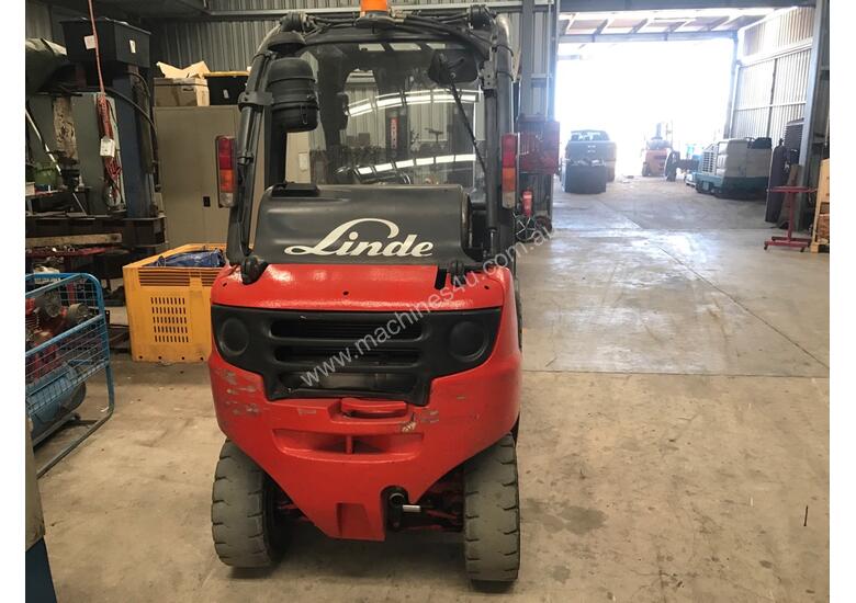 caption Linde 2.5ton forklift for Sale