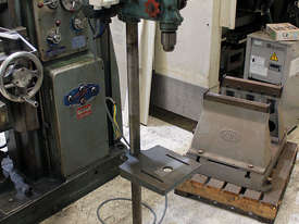 Fidax Pedestal Drilling Machine - picture0' - Click to enlarge