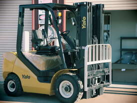 New Yale Diesel 2.5 tonne Forklift  - picture0' - Click to enlarge
