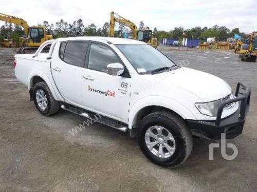 MITSUBISHI TRITON Ute