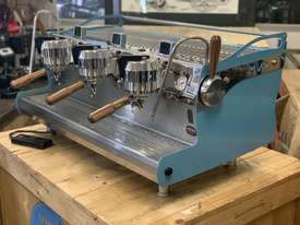 SYNESSO MVP 3 GROUP BLUE ESPRESSO COFFEE MACHINE  - picture0' - Click to enlarge