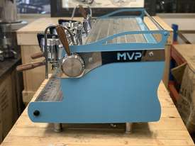 SYNESSO MVP 3 GROUP BLUE ESPRESSO COFFEE MACHINE  - picture2' - Click to enlarge