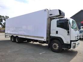 2008 Isuzu FH FVM Sitec 295 6x2 Refrigerated Truck (GA1190) - picture0' - Click to enlarge