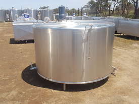 STAINLESS STEEL TANK, MILK VAT 2000 LT - picture0' - Click to enlarge