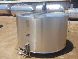 STAINLESS STEEL TANK, MILK VAT 2000 LT - picture1' - Click to enlarge