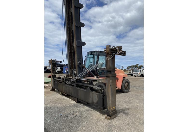 caption 2001 HYSTER H12-00XM 12EC CONTAINER handler