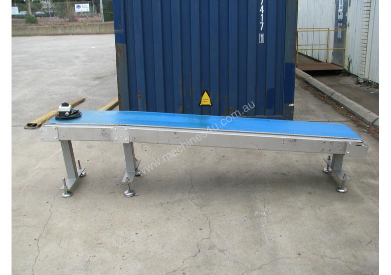 caption Stainless Motorised Belt Conveyor - 2.9m long