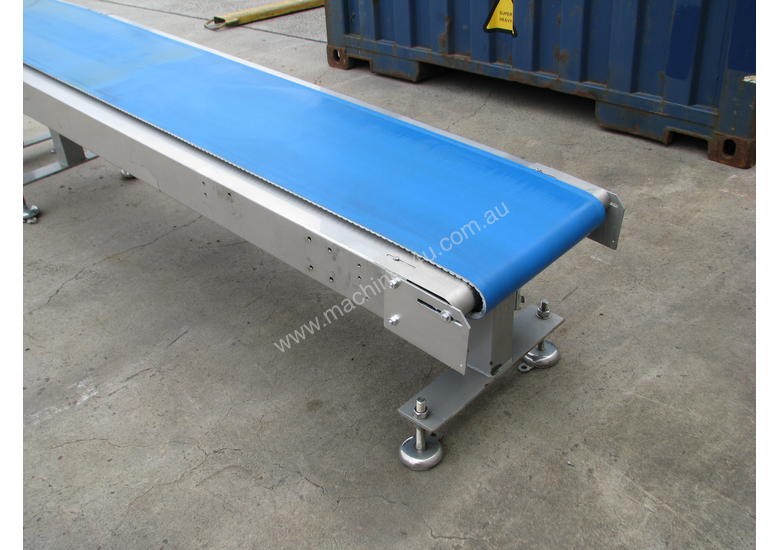 caption Stainless Motorised Belt Conveyor - 2.9m long