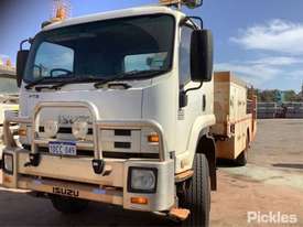 2008 Isuzu FTS 800 - picture1' - Click to enlarge